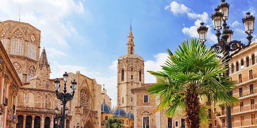 Strolling through Valencia’s enchanting Old Town